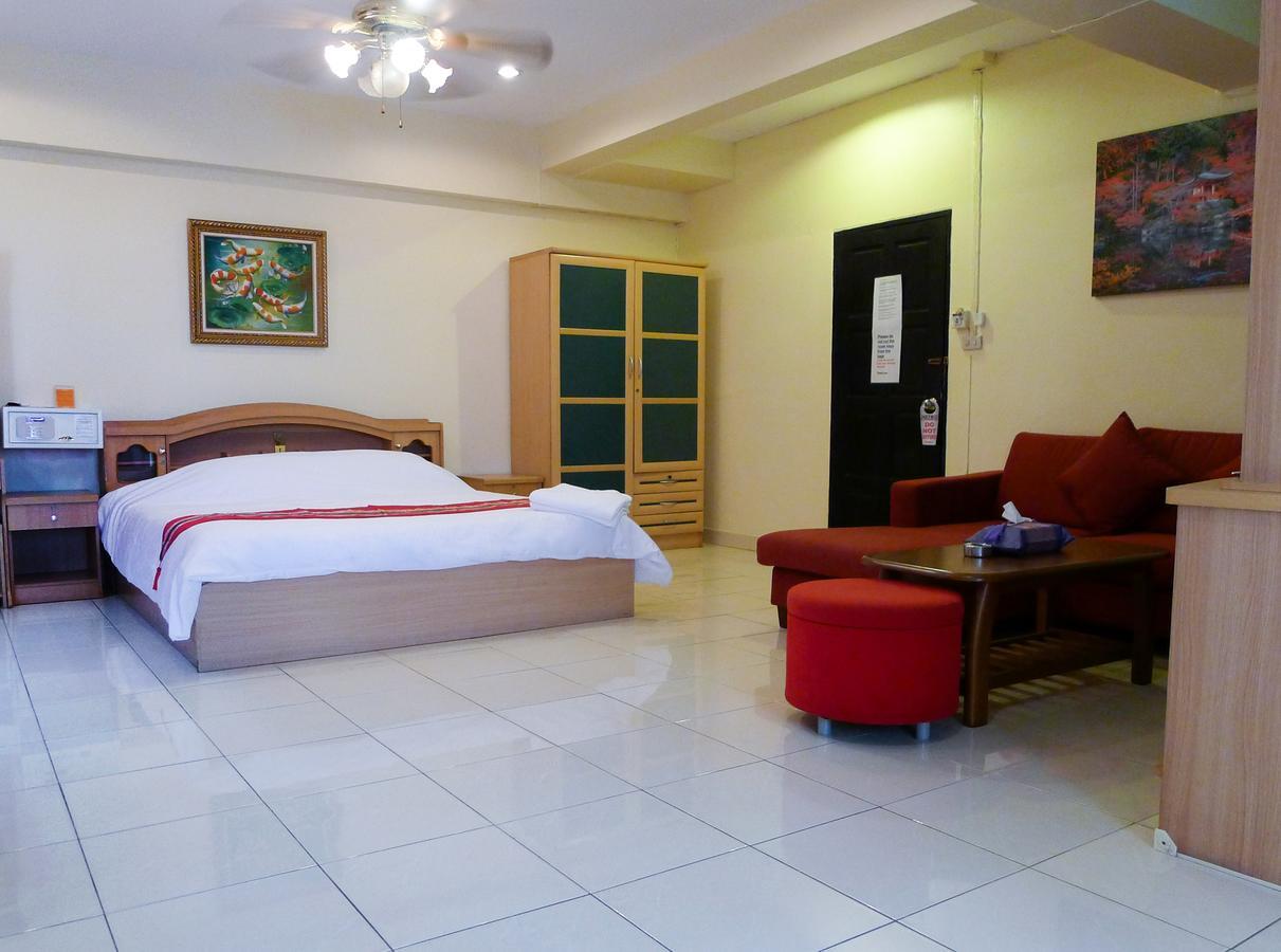 Metro Apartments Pattaya Exteriör bild